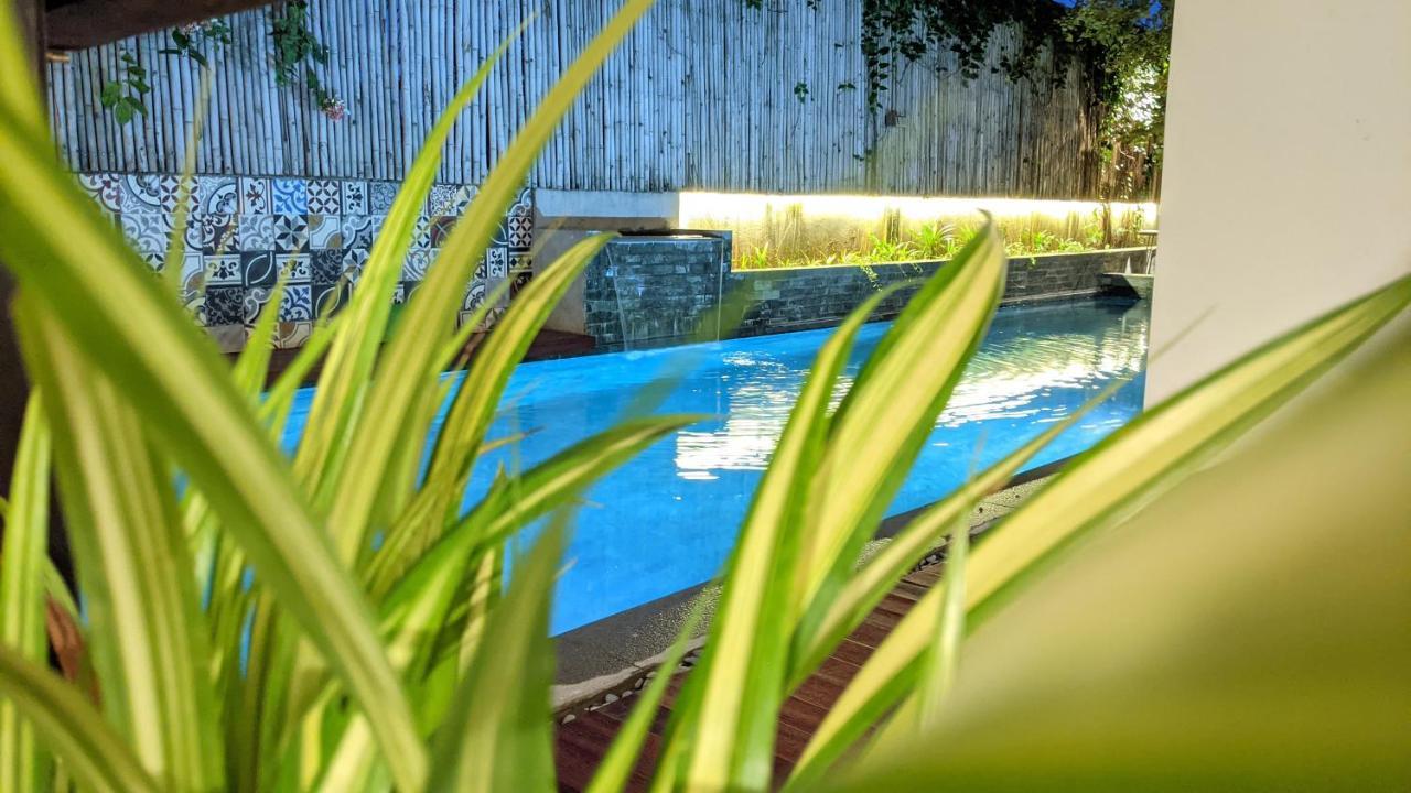Sarina Hotel & Villa プノンペン エクステリア 写真