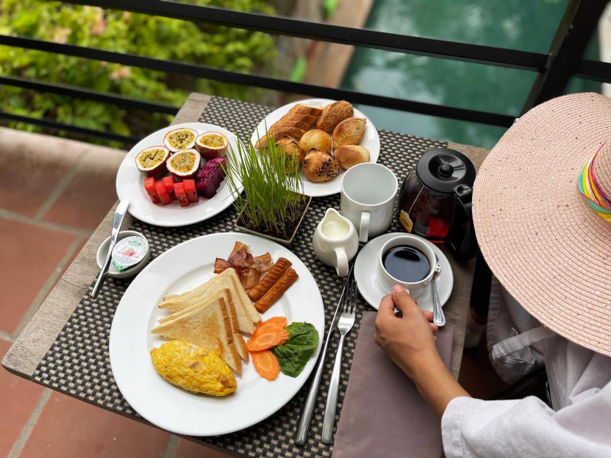 Sarina Hotel & Villa プノンペン エクステリア 写真