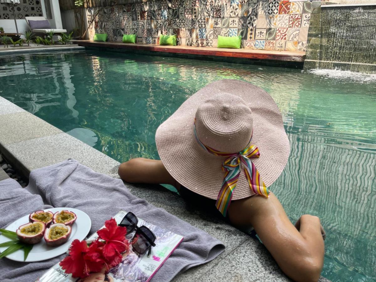 Sarina Hotel & Villa プノンペン エクステリア 写真
