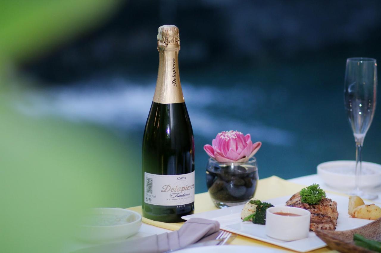 Sarina Hotel & Villa プノンペン エクステリア 写真